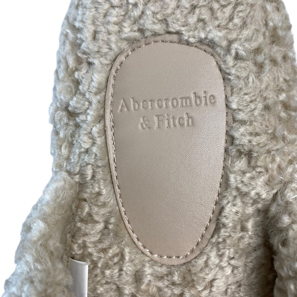 ABERCROMBIE & FITCH Women's Sherpa Shearling Mules Slippers Shoes Size 7 - Picture 2 of 5